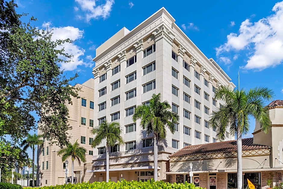 The Banyan Hotel Fort Myers, Tapestry Collection by Hilton