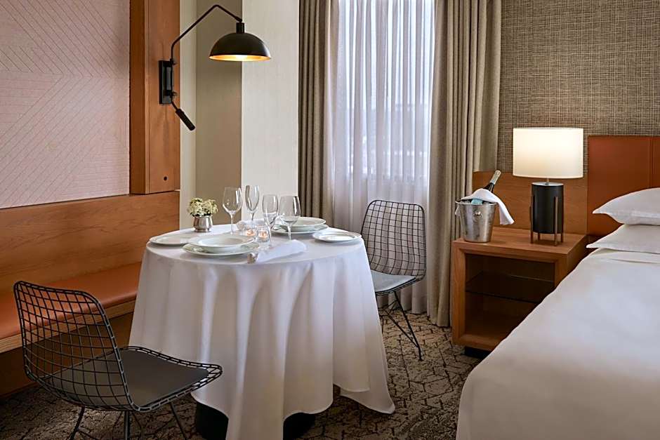 Sheraton Parkway Toronto North Hotel & Suites