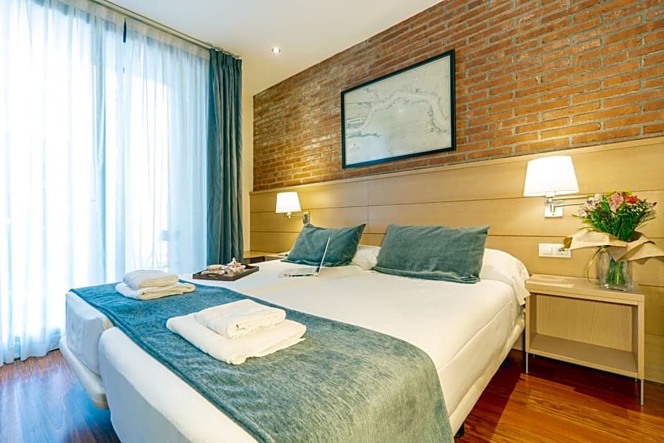 Serennia Cest Apartamentos Arc de Triomf