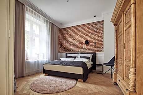 St Agnes Apartments Old Town