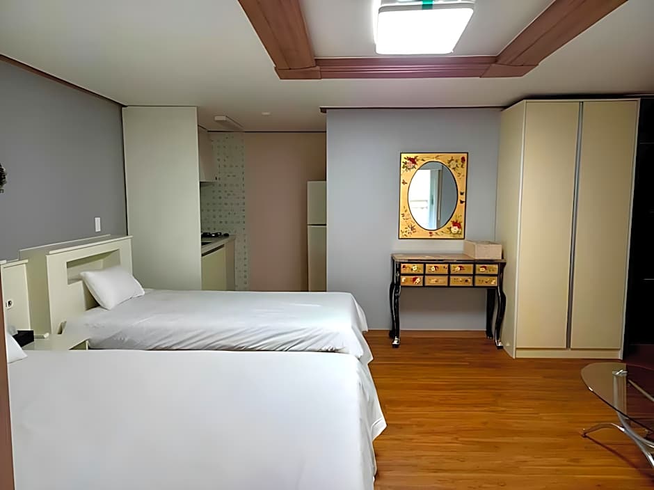 HY Choi Hotel