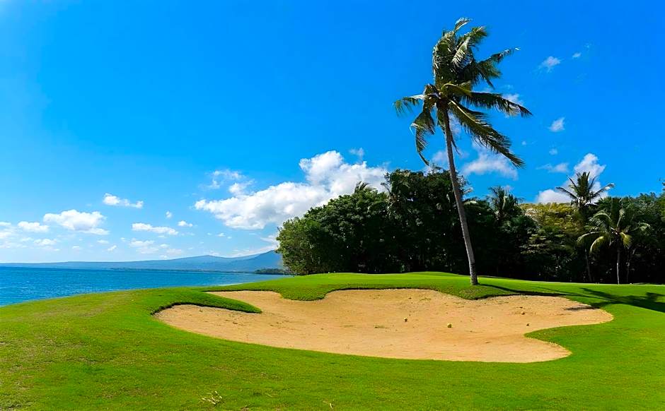 Harmoni Suites Hotel