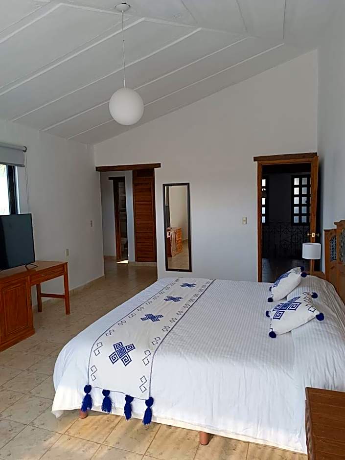 Hotel Ocho Barrios