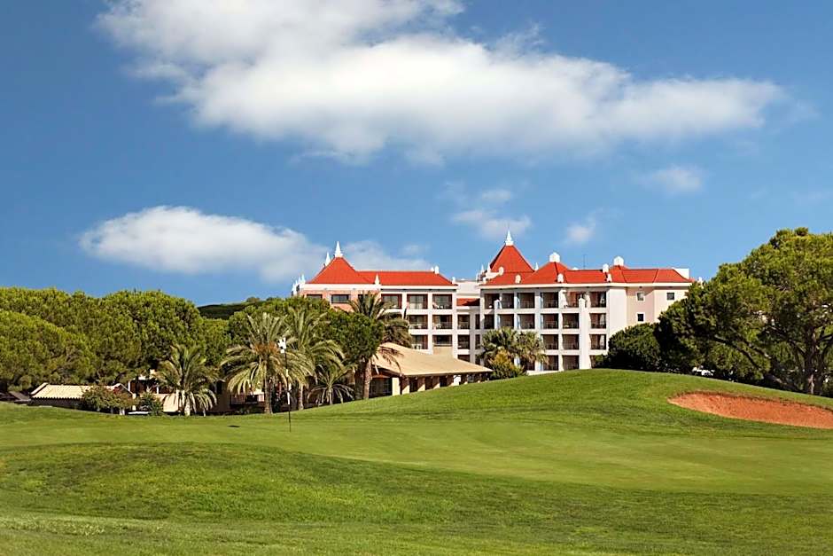 Hilton Vilamoura As Cascatas Golf Resort & Spa