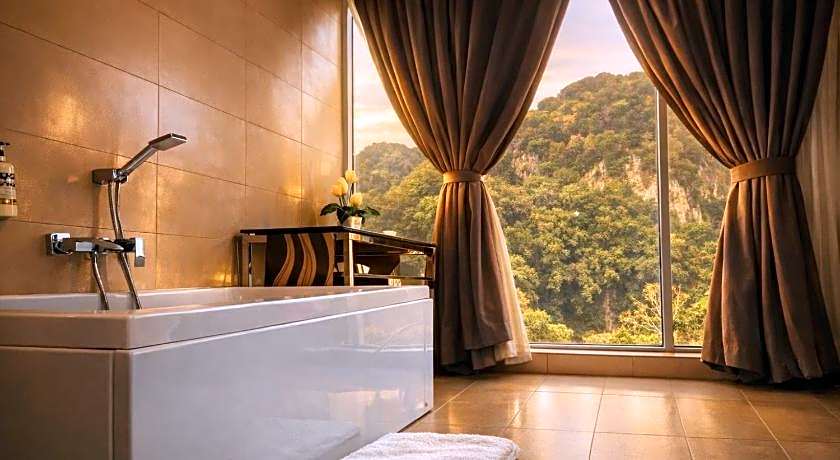 Symphony Suites Hotel