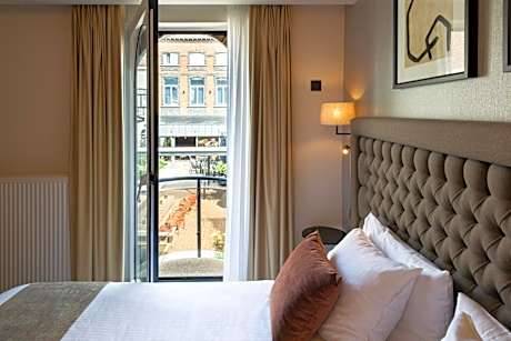 Double or Twin Room with Balcony