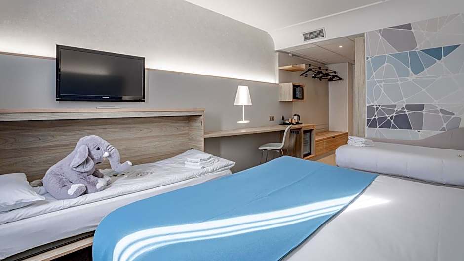 Hotel Plaza - Site Du Futuroscope