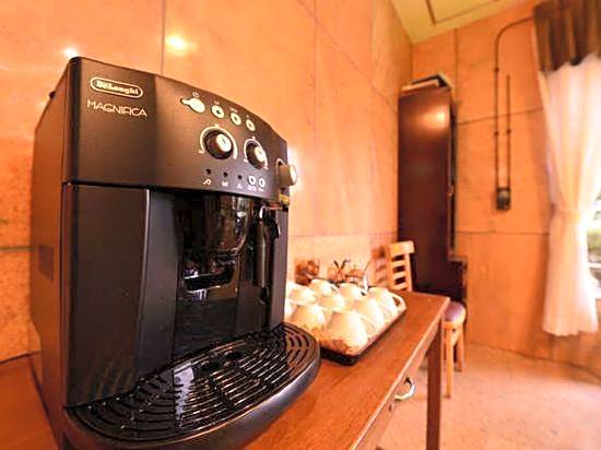 Nago Business Hotel