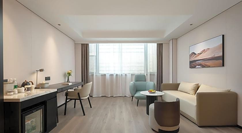 Atour Hotel Qidong Phoenix Hui Renmin West Road