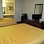 Travelodge by Wyndham Spirit Lake/Okoboji