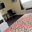 Empress Inn and Suites by the Falls