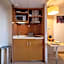 Clarion Aparthotel Toulouse Blagnac Airport