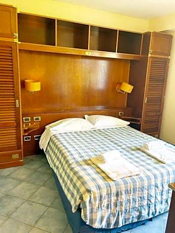 Superior Double or Twin Room with Garden View