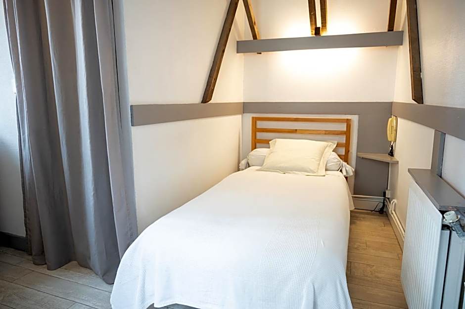 Single Room — 7 fotoğraftan 1. fotoğraf