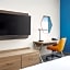 Holiday Inn Express & Suites Bridgeport By IHG