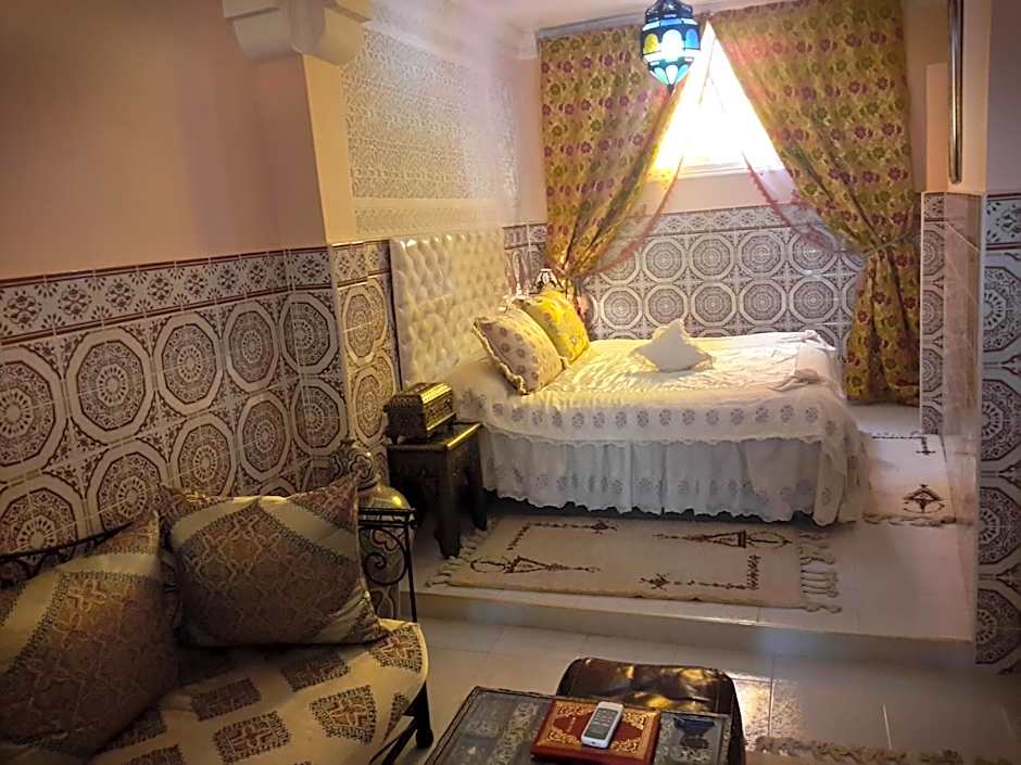 Riad Atika Mek