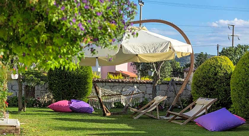Denizkabugu Hotel