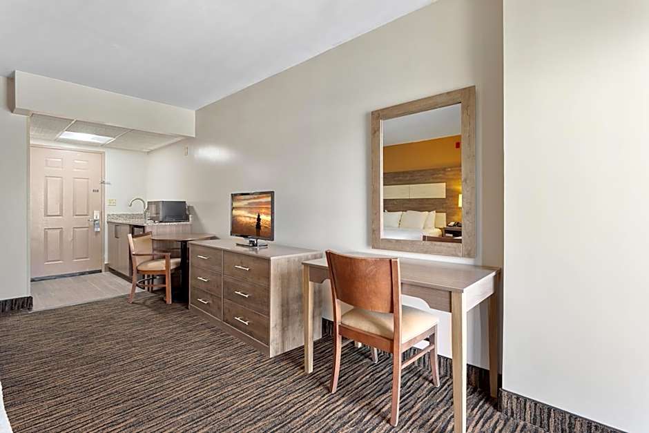 Americana Motor Inn on Boardwalk