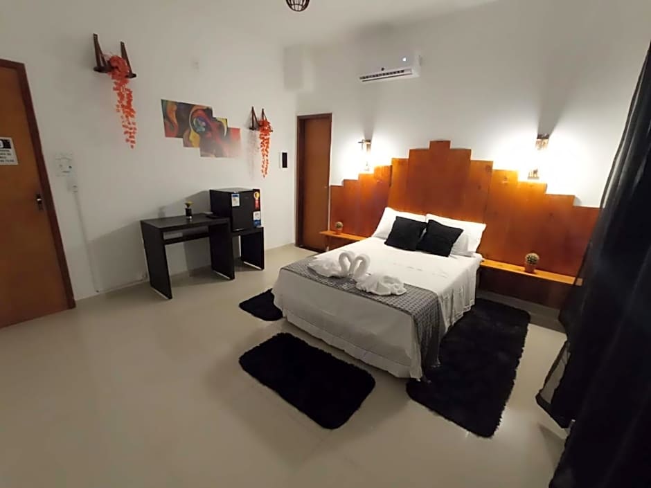 Central Palace Hotel