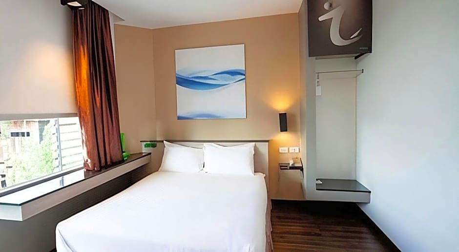 I Hotel