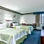 Days Inn & Suites by Wyndham Youngstown / Girard Ohio