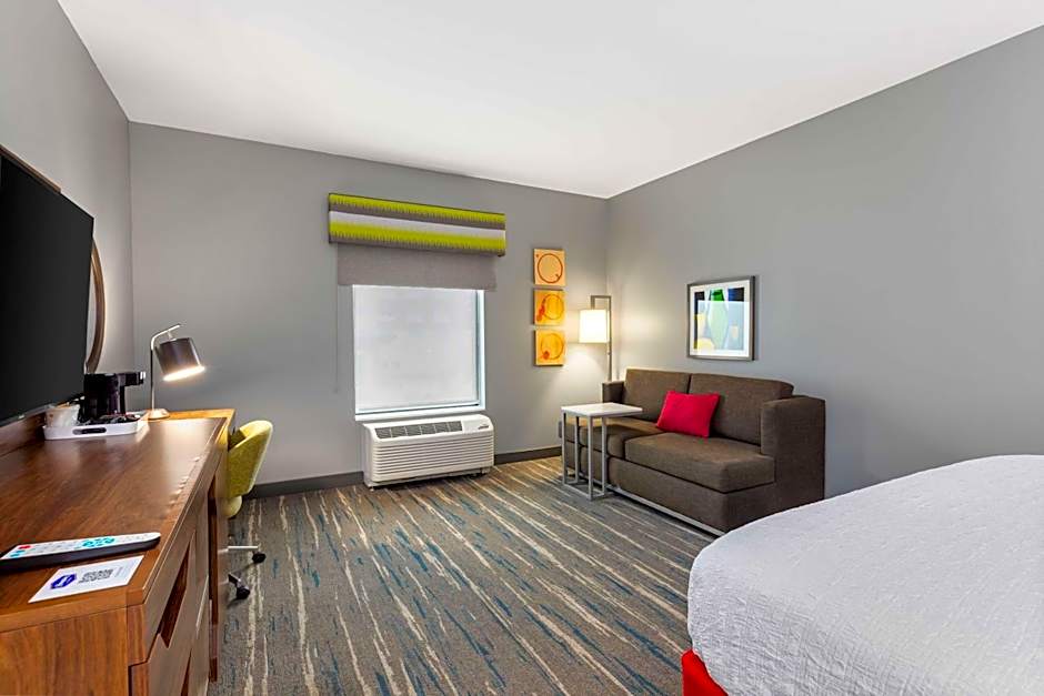 Hampton Inn By Hilton Madison, OH