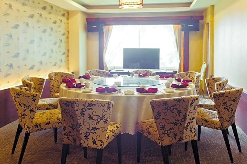 Champasak Grand Hotel