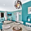 Panoramic beachfront Suite