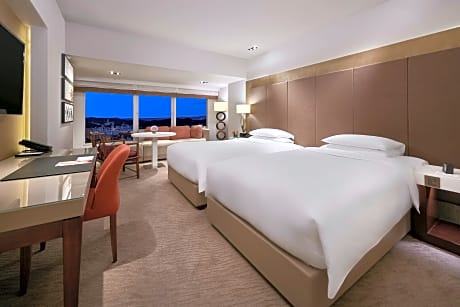 2 Twin Beds