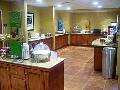 Hampton Inn and Suites Bakersfield North-Airport