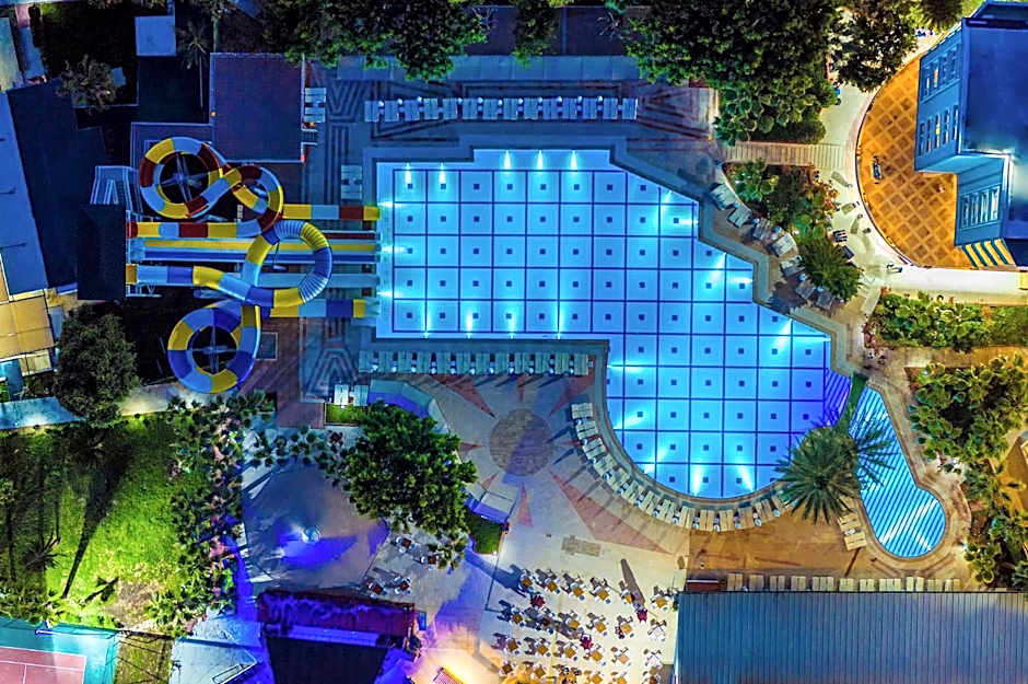 MIRA MERIDIA BEACh RESORT HOTEL