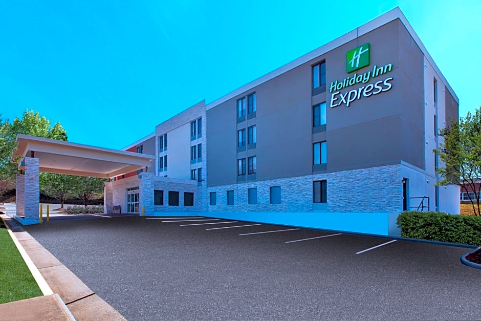 Holiday Inn Express Fairfax-Arlington Boulevard