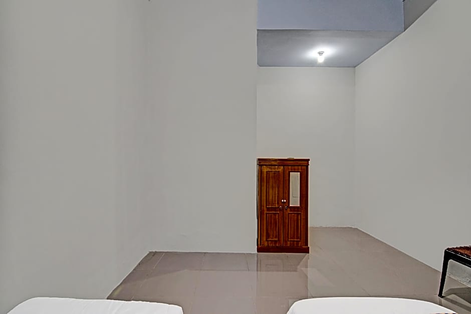 Hotel O Rumah Singgah Kinaya Syariah