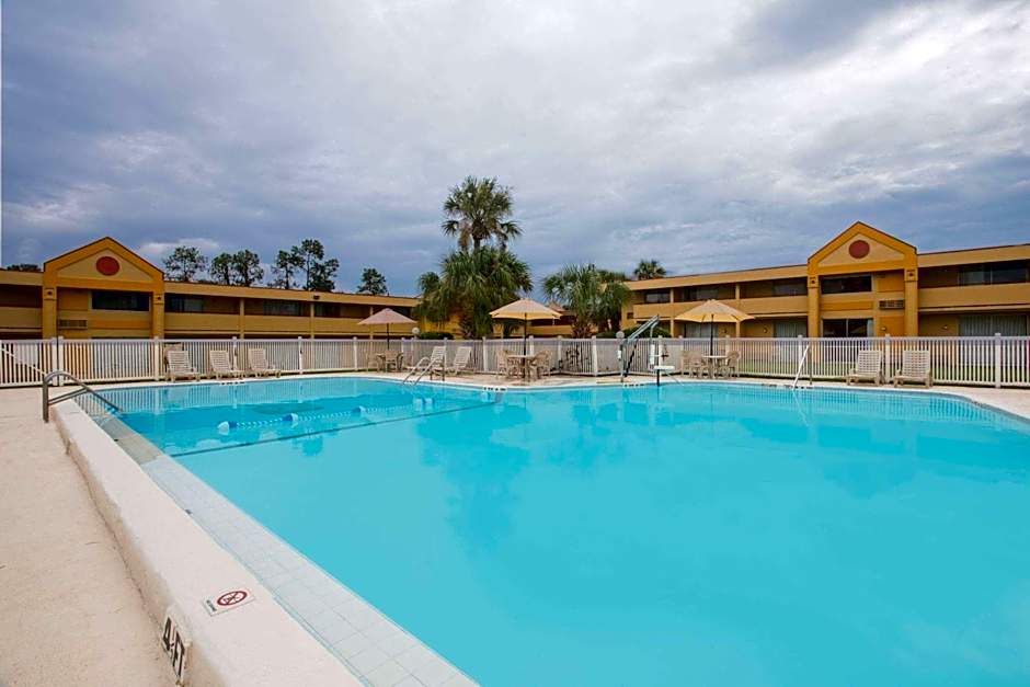 Days Inn by Wyndham Ocala North