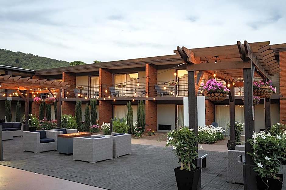 The Beaucatcher, a Boutique Motel