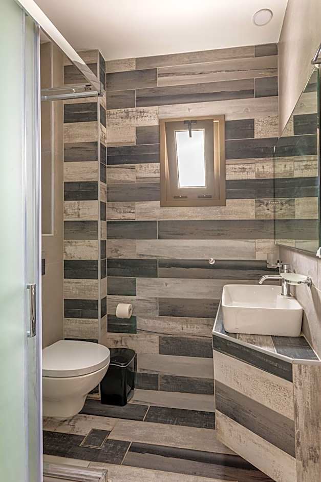 Lefkis apartments & studios