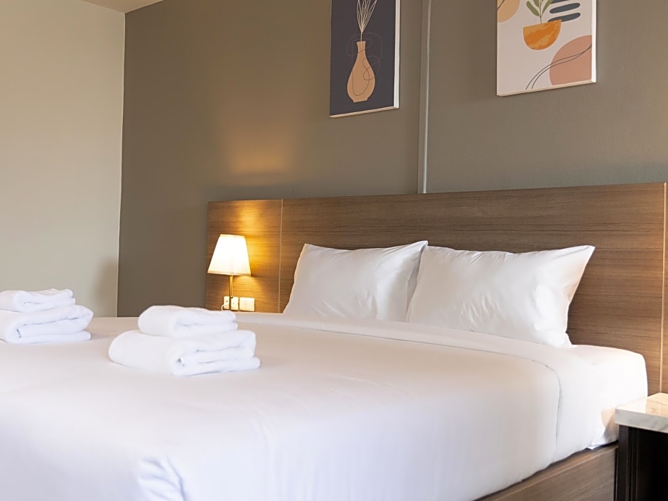 B2 Lampang Boutique & Budget Hotel