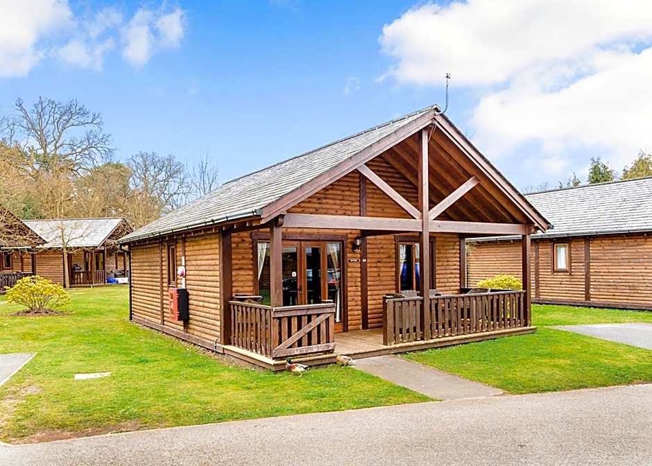Tilford Woods Lodge Retreat