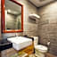 The Cakra Hotel