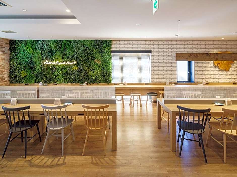 Super Hotel Chiba Ekimae