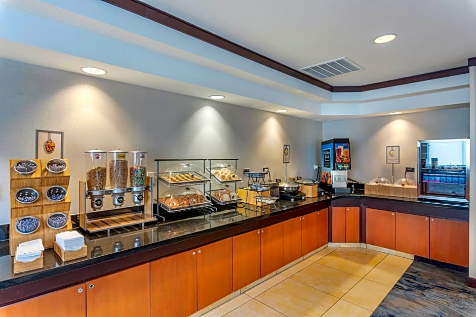 Comfort Suites Waco North - Near University Area