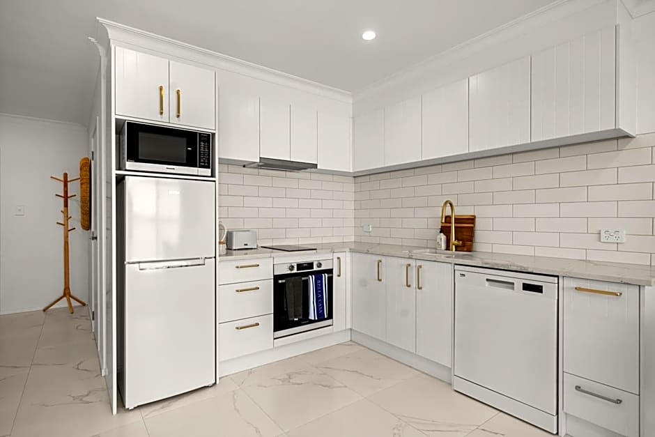 Harbour View Motel and Waterfront Apartments