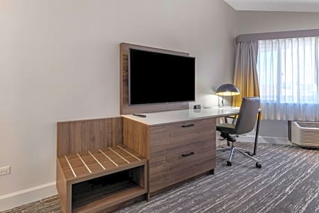 Queen Room with Two Queen Beds with Balcony
