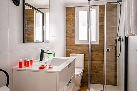 DOUBLE ROOM 2 ADULTS