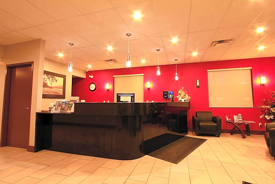 Super 8 by Wyndham Kelowna BC