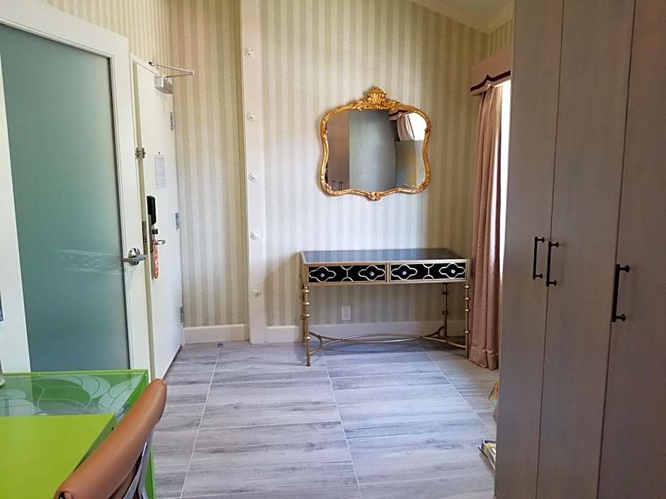 SenS Hotel & Vanne Bistro Berkeley