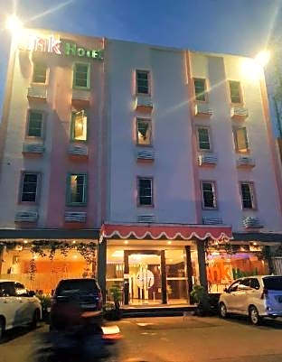 Link Hotel