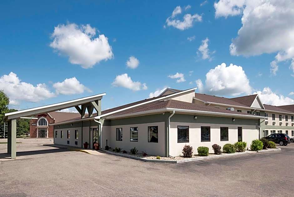 Days Inn by Wyndham Watertown