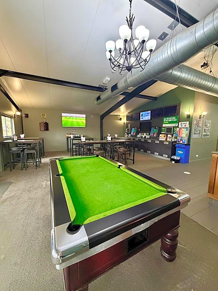 Dooley's Tavern & Motel Springsure