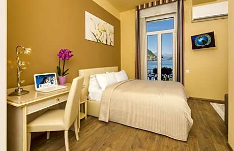 King Room with Lake View